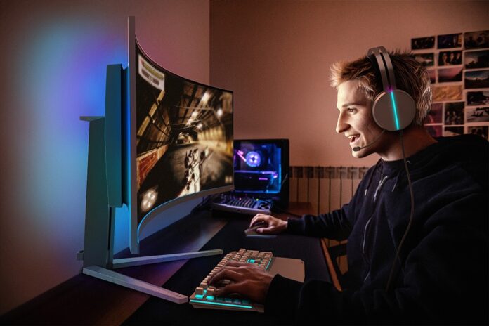 Evnia 49M2C8900 de Philips 3