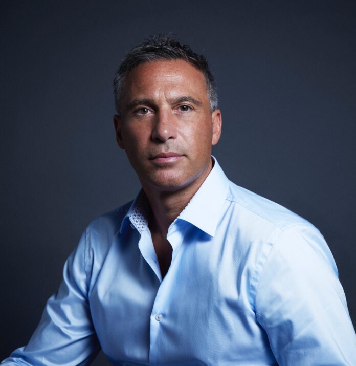 Luciano Calomeni autor del libro Un Pacto Para Vivir