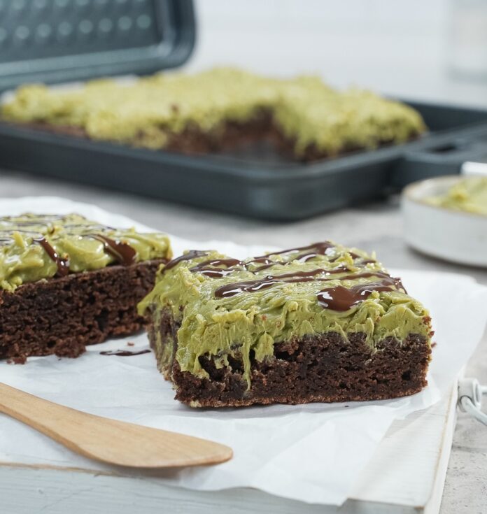 FLIP 2.2 CAPRI_Brownie dubai 02