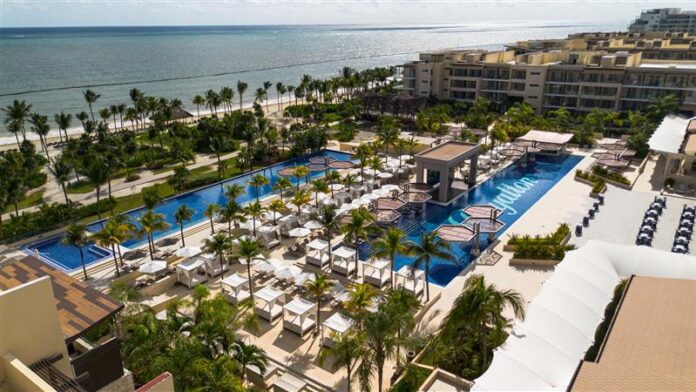 royalton-riviera-cancun-press-release